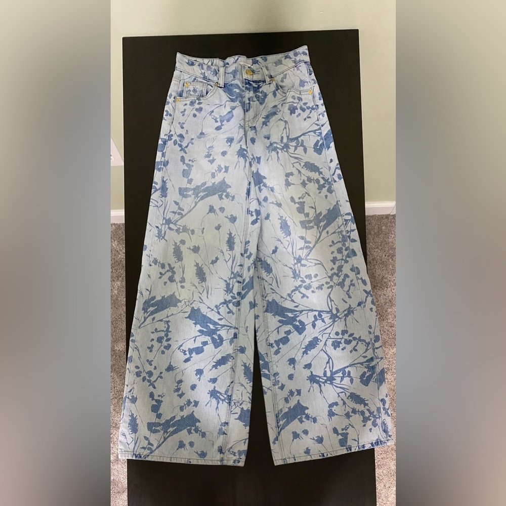 BDG Urban Outfitters Flower Printed Jeans